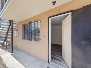 9918 Walnut St, Oakland CA 94603