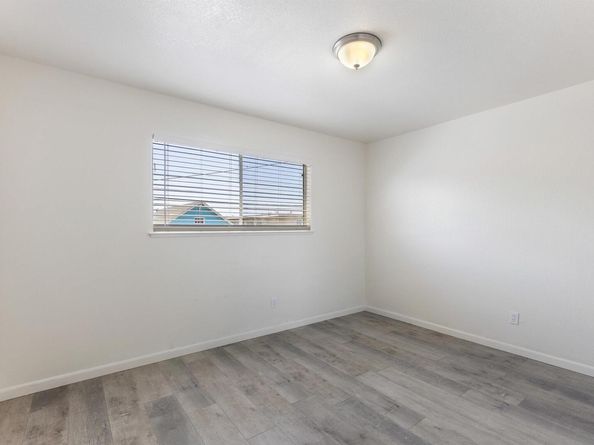 9918 Walnut St, Oakland CA 94603