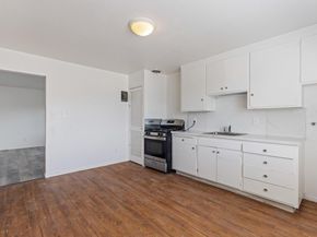 9918 Walnut St, Oakland CA 94603