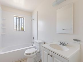 9918 Walnut St, Oakland CA 94603