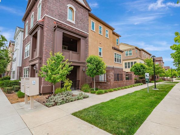 1380 Brookline Loop, Pleasanton CA 94566