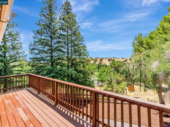 631 La Vista Rd, Walnut Creek CA 94598