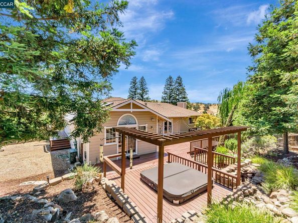 631 La Vista Rd, Walnut Creek CA 94598