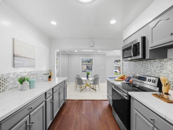 334 Oxford Street, Hayward CA 94541
