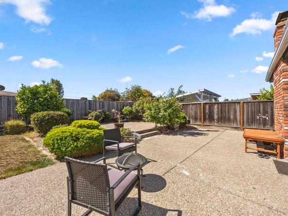 334 Oxford Street, Hayward CA 94541