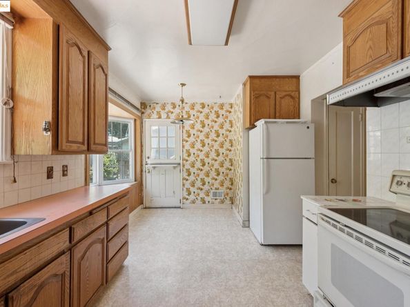 4751 Lincoln Ave, Oakland CA 94602