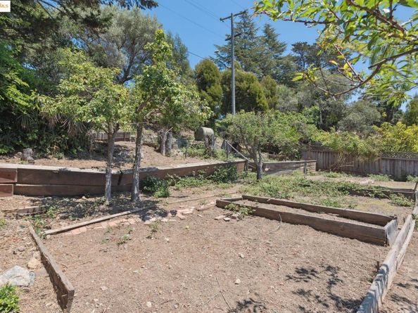 4751 Lincoln Ave, Oakland CA 94602