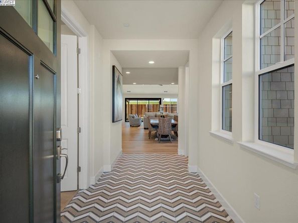 5375 Singh Circle, Union City CA 94587