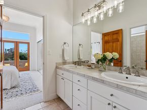 16032 Broadway Ter, Oakland CA 94611