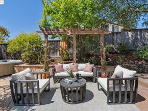 16032 Broadway Ter, Oakland CA 94611