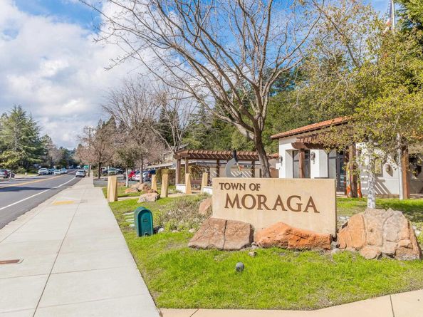 1965 Ascot Dr 6, Moraga CA 94556
