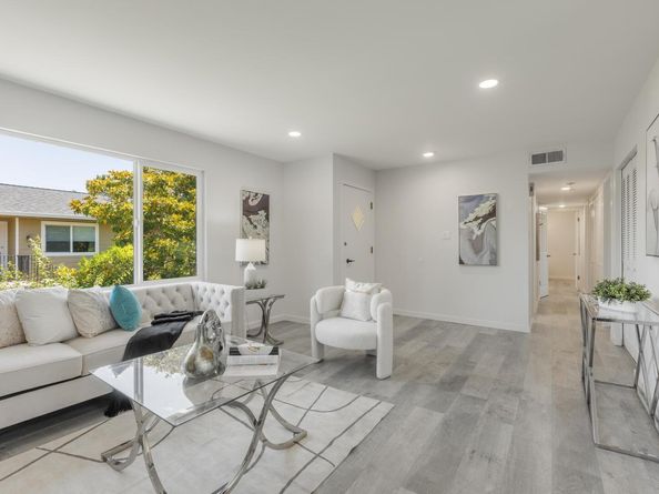 1965 Ascot Dr 6, Moraga CA 94556