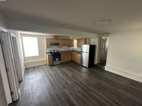 537 Chester St, Oakland CA 94607