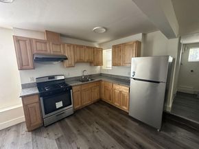 537 Chester St, Oakland CA 94607
