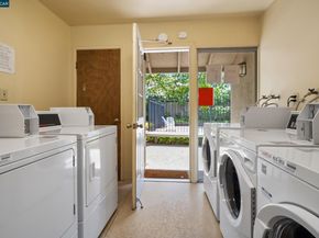 2418 Pleasant Hill Rd. 5, Pleasant Hill CA 94523