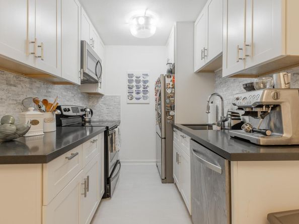 408 Boardwalk Ave 1, San Bruno CA 94066