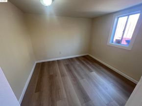 4114 E 17Th St, Oakland CA 94601