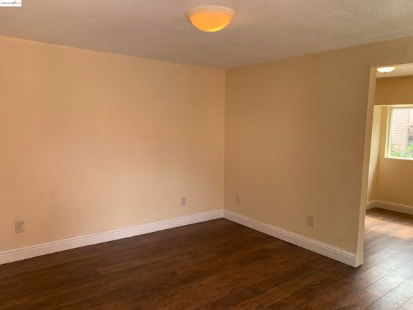 4114 E 17Th St, Oakland CA 94601