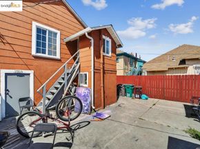 4114 E 17Th St, Oakland CA 94601