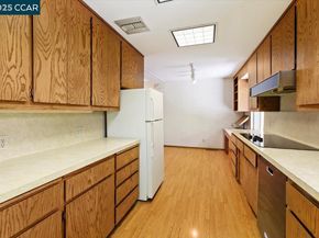 645 Evelyn Ct, Lafayette CA 94549