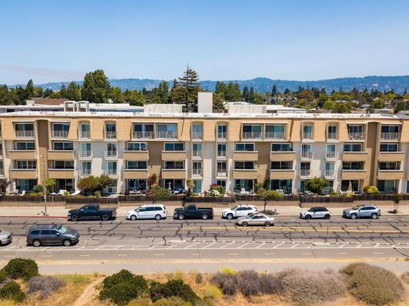 1001 Shoreline Dr 301, Alameda CA 94501