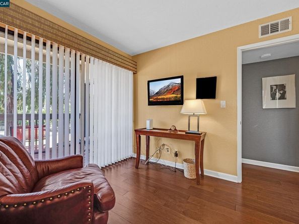 1496 Ashwood Dr, Martinez CA 94553