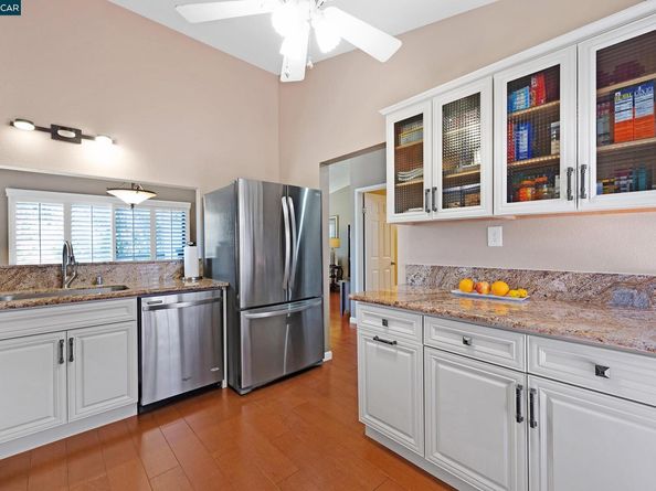 1496 Ashwood Dr, Martinez CA 94553
