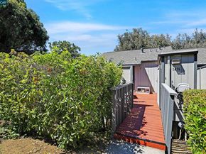 1496 Ashwood Dr, Martinez CA 94553