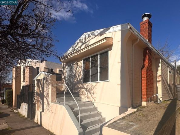 3316 Macarthur Blvd, Oakland CA 94602