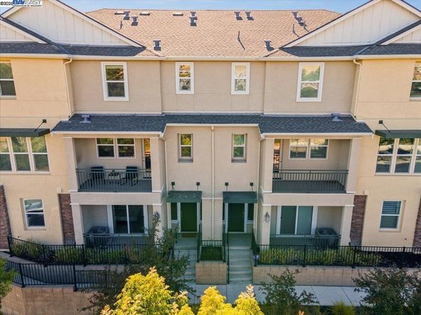 7090 Stags Leap Ln, Dublin CA 94568