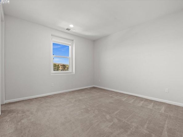 7090 Stags Leap Ln, Dublin CA 94568