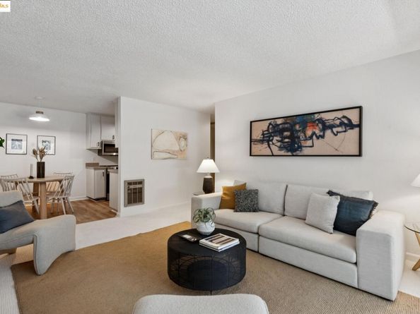 150 Pearl St 212, Oakland CA 94611