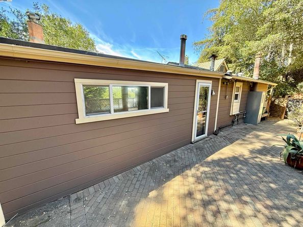 7308 Altura Pl, Oakland CA 94605