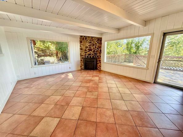 7308 Altura Pl, Oakland CA 94605