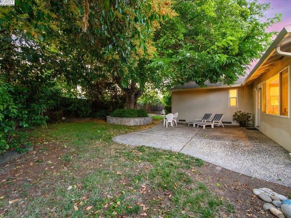 1834 Brooktree Way, Pleasanton CA 94566