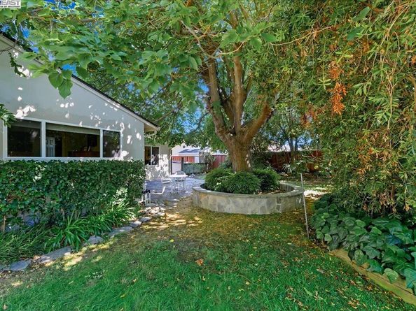 1834 Brooktree Way, Pleasanton CA 94566
