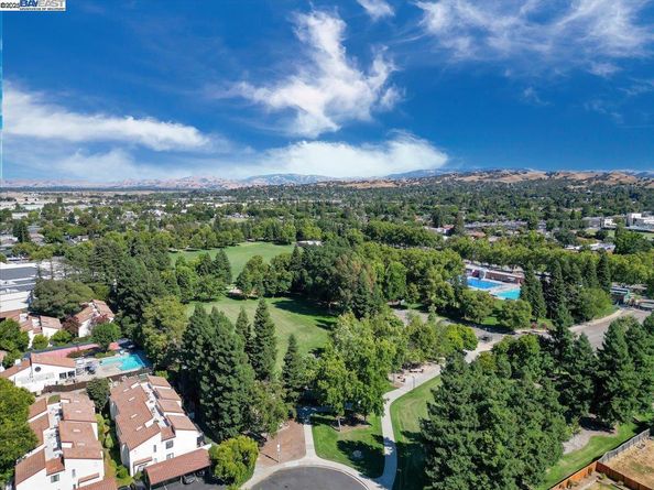 1834 Brooktree Way, Pleasanton CA 94566