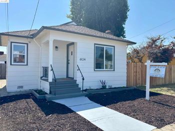 6124 Santa Cruz AVE