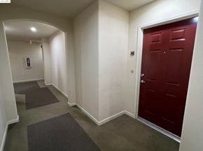 989 Franklin St 621, Oakland CA 94607