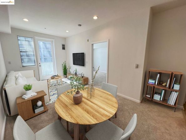 989 Franklin St 621, Oakland CA 94607