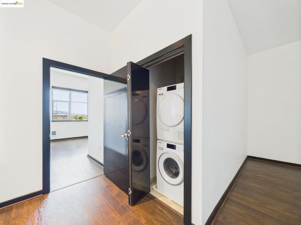 1001 46th St 503, Oakland CA 94608