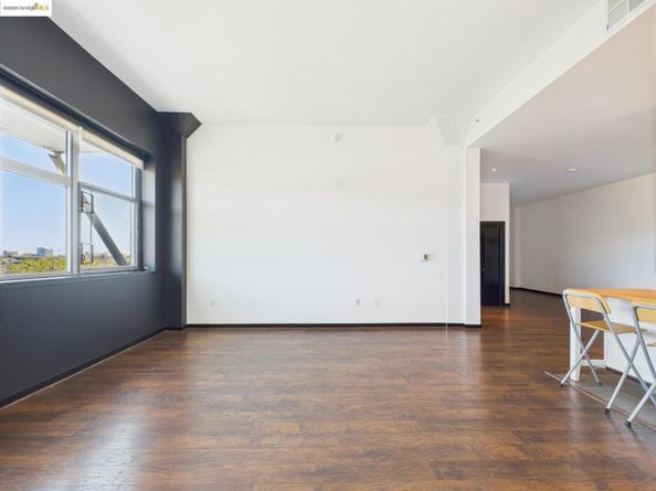 1001 46th St 503, Oakland CA 94608