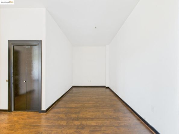 1001 46th St 503, Oakland CA 94608