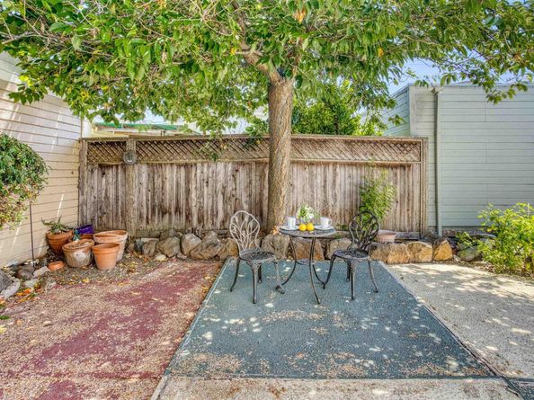 337 Farrelly Dr, San Leandro CA 94577