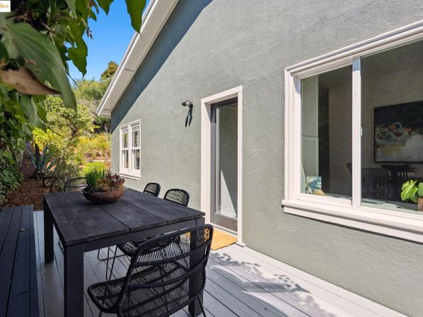672 Santa Ray, Oakland CA 94610