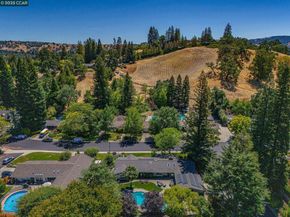 1023 White Gate Rd, Alamo CA 94507