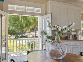 555 Highland Dr, Danville CA 94526