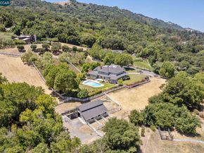 555 Highland Dr, Danville CA 94526