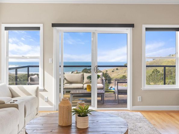 674 Corona Dr, Pacifica CA 94044