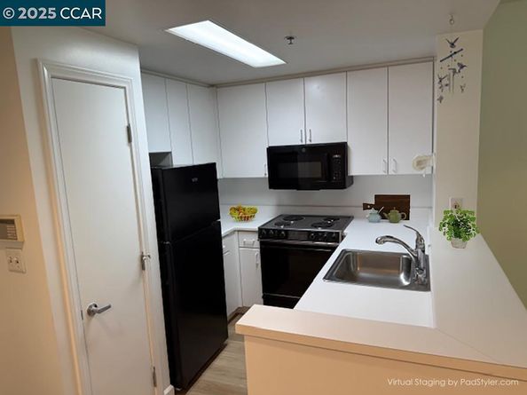240 Lombard St 632, San Francisco CA 94111